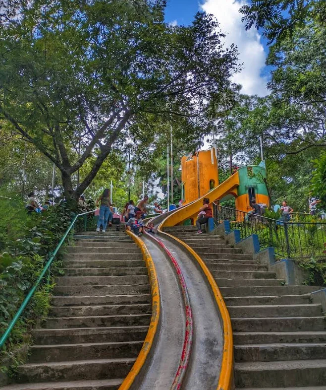 Parque Saburo Hirao